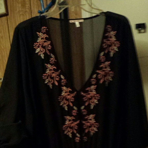 Dress - Picture 1 of 2