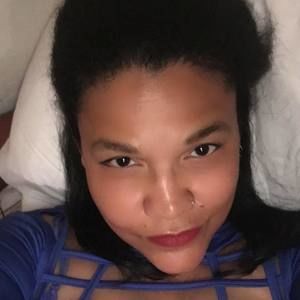 Meet your Posher, Evelyn