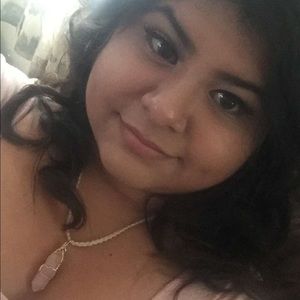 Meet your Posher, Josie