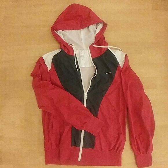 Nike jacket womens or girls.