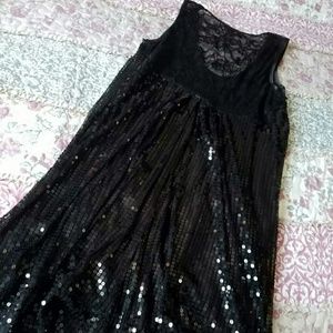 Medium dress