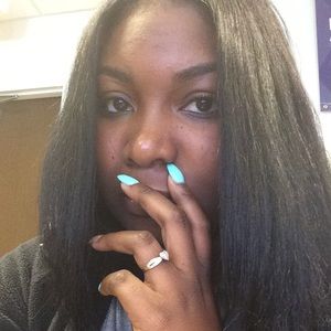 Meet your Posher, Veronica