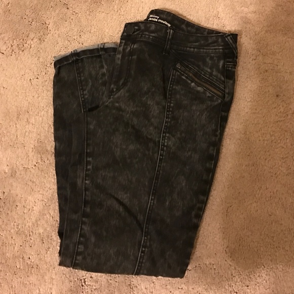 Acid wash jeans