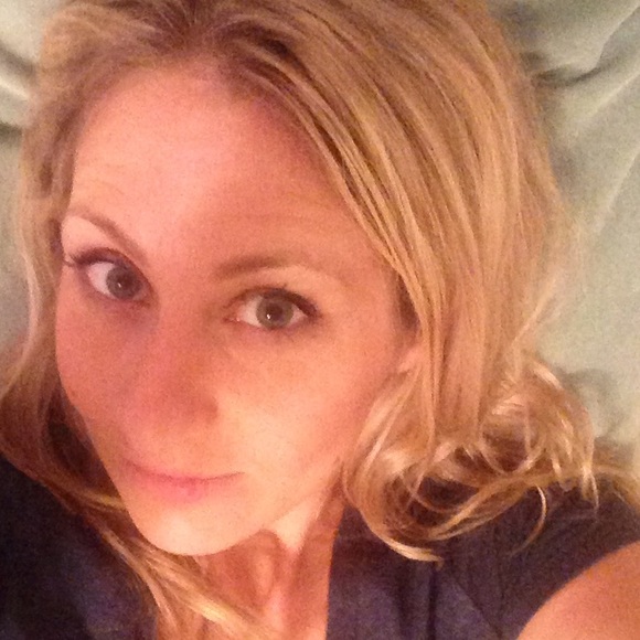 Meet your Posher, Jessica - Picture 1 of 1