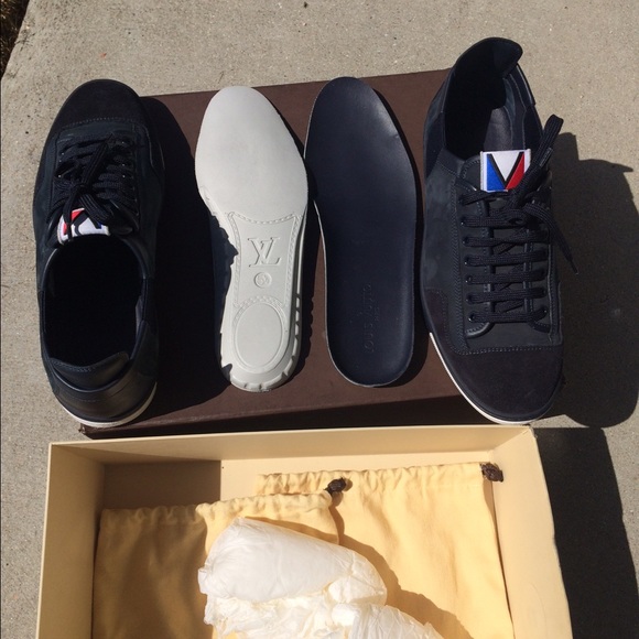 Authentic Men's Louis Vuitton Slalom Sneakers - Picture 2 of 4