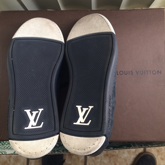 Authentic Men's Louis Vuitton Slalom Sneakers - Picture 3 of 4