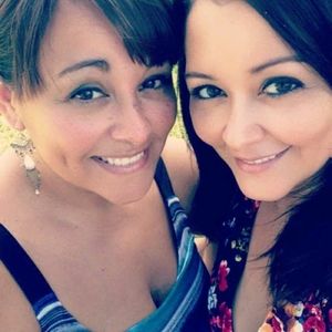 Meet your Posher, Cynthia