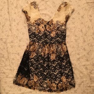 TOPSHOP lace dress