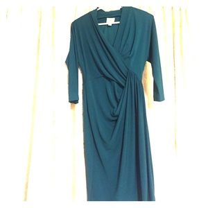 Never wore Suzi Chin emerald green dress