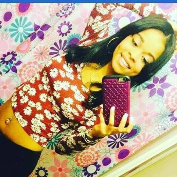 Meet your Posher, Essence - Picture 1 of 1