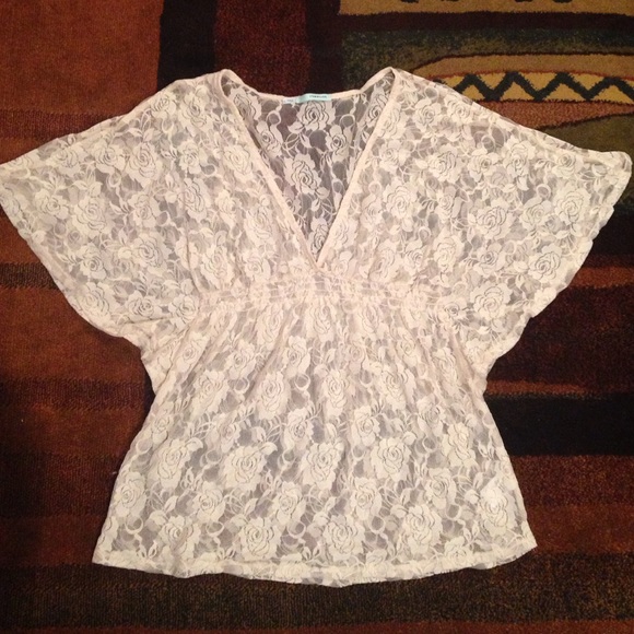 Maurice's top