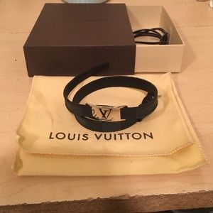 Louise Vuitton (Damier Graphite) Sign-It Bracelet!