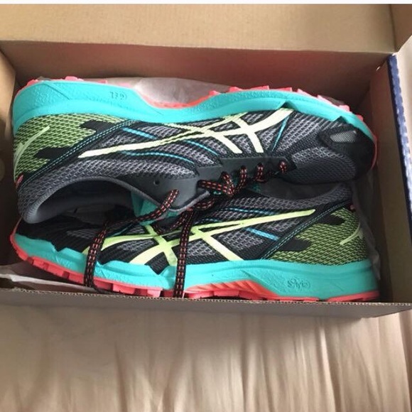 Woman's Asics shoes