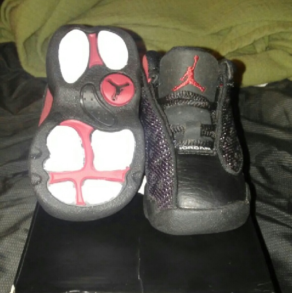 Size 2c shoes - Picture 2 of 4