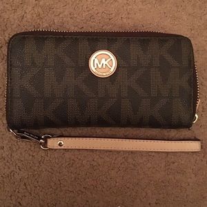 Michael Kors wallet