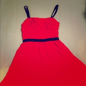 Cocktail dress in sexy red!