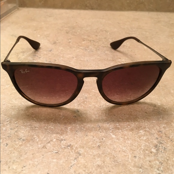 Ray Ban sun glasses ☀️