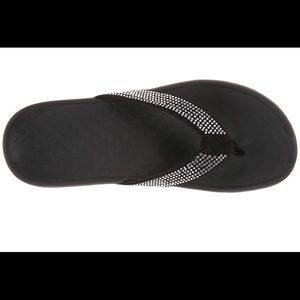 Vionic Sandals--ON SALE 24 hrs only