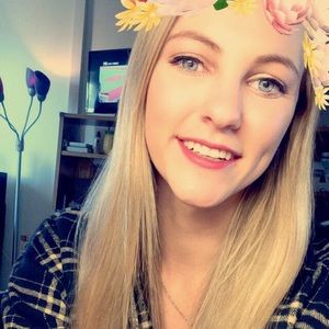 Meet your Posher, Karla