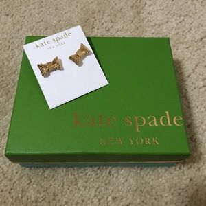 🆕 NWT Kate spade gold bow earrings