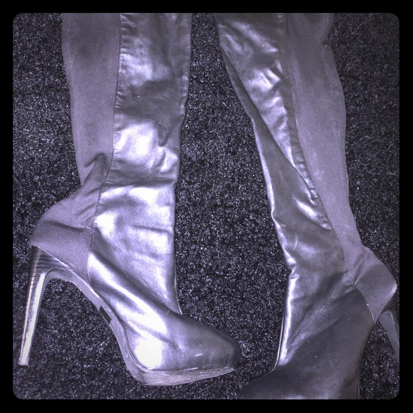 Black Leather Over The Knee Boots