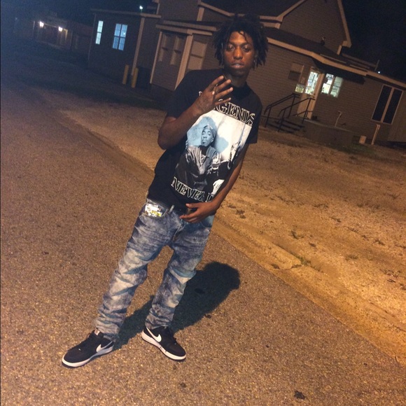 Meet your Posher, Paul - Picture 1 of 1