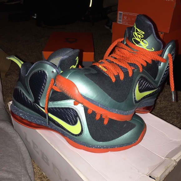 Men's Nike green and orange Canon Lebron 9