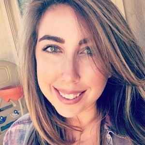 Meet your Posher, Holly