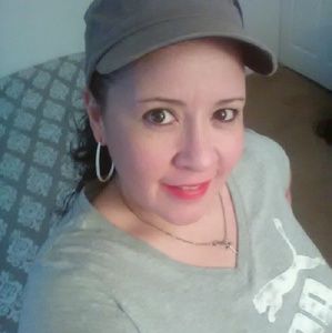 Meet your Posher, Nydia