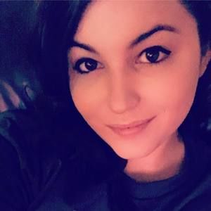 Meet your Posher, Cassie