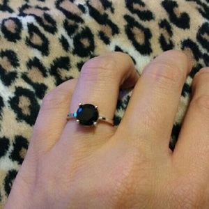 Beautiful Onyx Sterling Silver Ring Size 6
