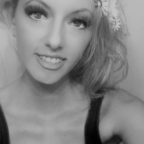 Meet your Posher, Teresa