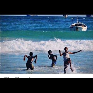 Meet your Posher, Tay