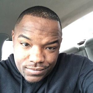 Meet your Posher, Cameo