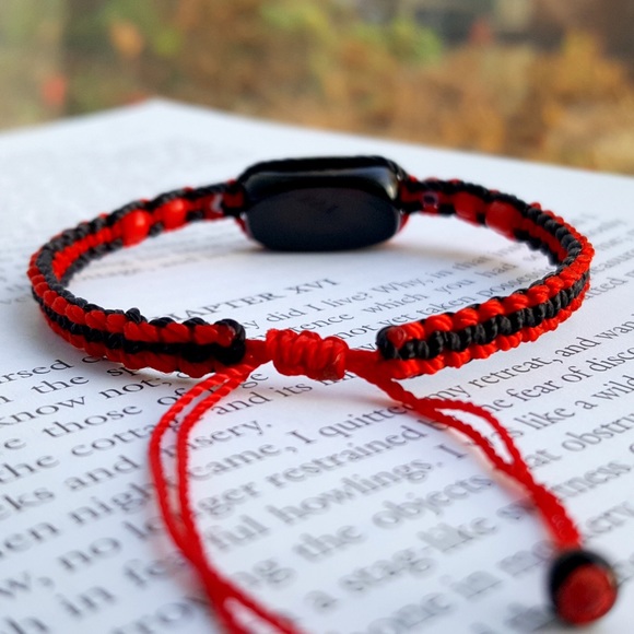 Black Onyx Agate Stone Evil Eye Macrame Bracelet - Picture 3 of 3