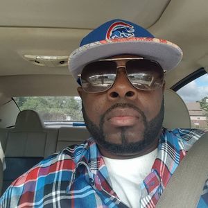 Meet your Posher, Raymond