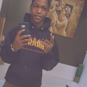 Meet your Posher, Malik