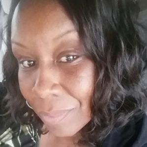 Meet your Posher, Carla