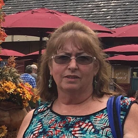 Meet your Posher, Sandra - Picture 2 of 2