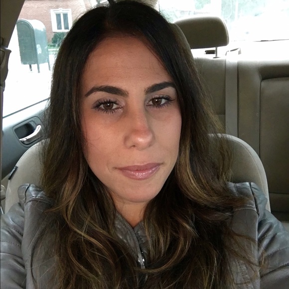 Meet your Posher, Christina