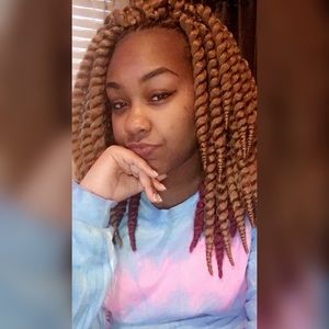 Meet your Posher, Brianna