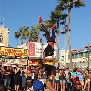 Meet your Posher, Ronit