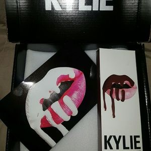 Kylie Lipkit