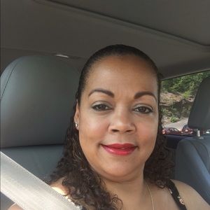 Meet your Posher, Celeste