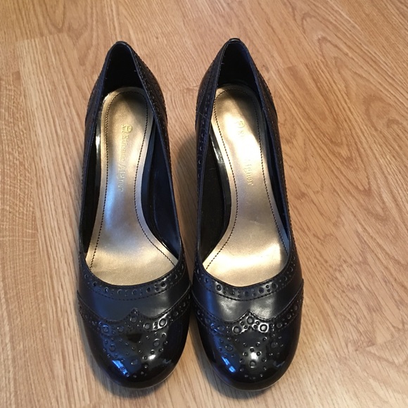 Etienne Aigner Brown Heels