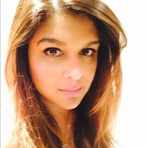 Meet your Posher, Asra