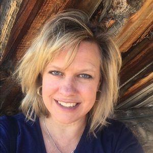 Meet your Posher, Angela