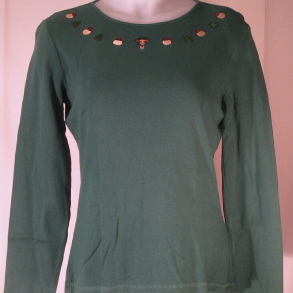 Disney Tigger Holiday Top ♡♡ - Picture 2 of 5