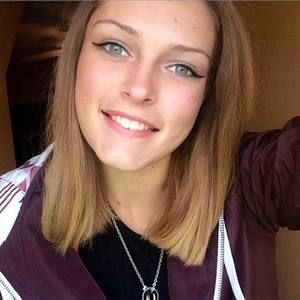 Meet your Posher, Hailee