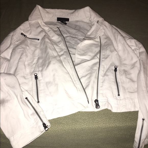White crop jacket - Picture 1 of 2